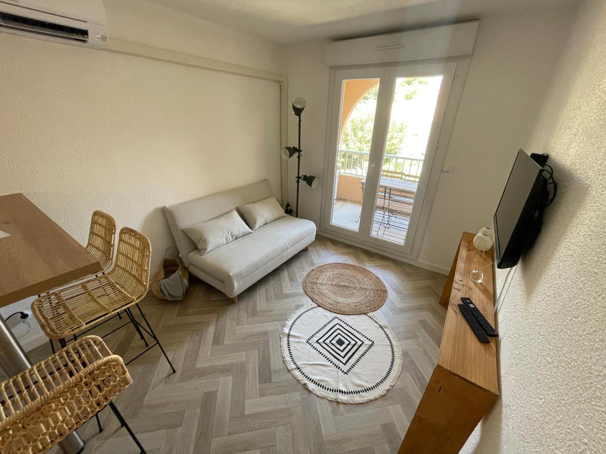 Appartement Cap D'Agde Dans Residence Avec Piscine Extérieur photo